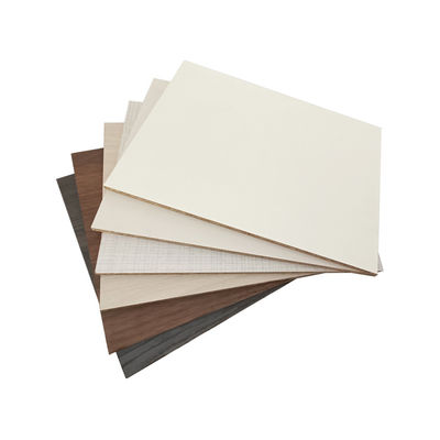 Density 680-830KG/M3 2-25mm 1220*2440mm MDF Melamine Film Sheet for Indoor Decoration