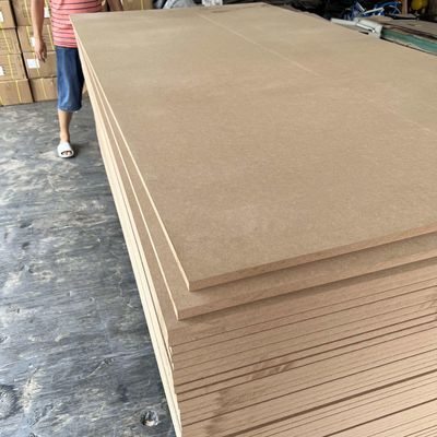 Plain Mdf Raw Laminated Melamine Mdf Board 18mm Wood Craft Mdf 3mm 15mm 18mm for Indoor