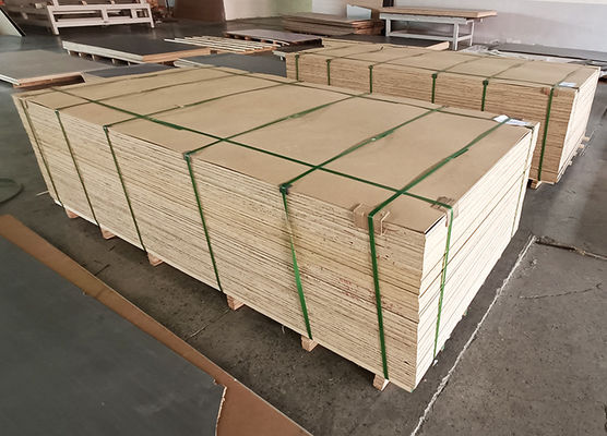 30mm Thickness E0 Grade Professional Melamine MDF Board for Wooden Board Coating